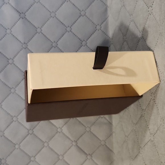 Louis Vuitton Key Box And Dust Bag - Picture 3 of 11